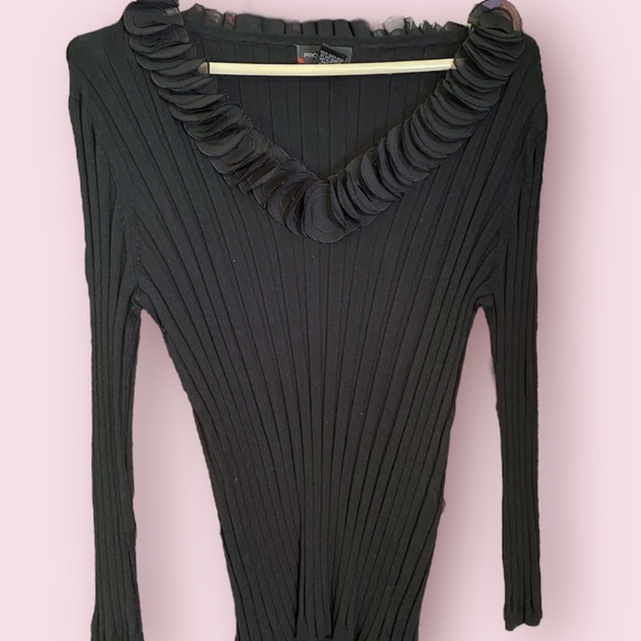 NWOT Prominence Rib Knit Black Pullover Sweater Fitted Ruffle Circle Collar XL - Picture 4 of 11